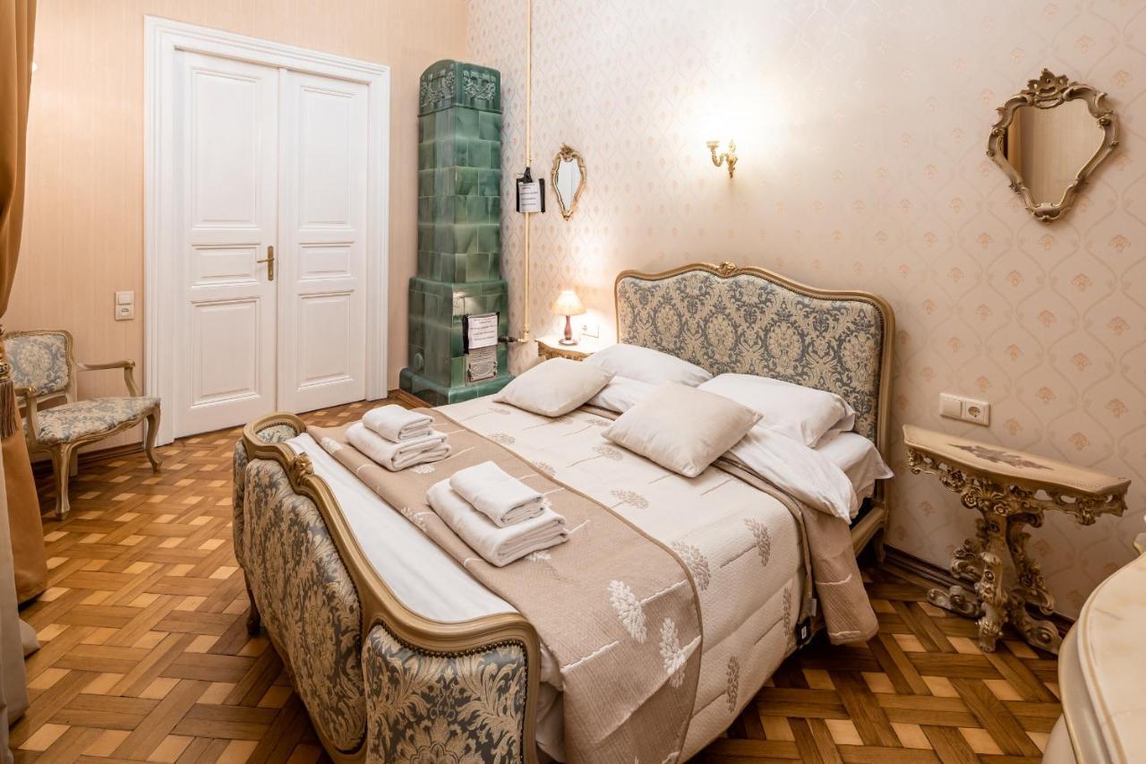 3 Bedrooms Royal Italian Style In An Austrian Building, Parking, Balcony Liov Exterior foto